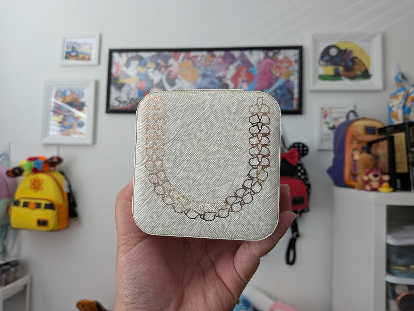 Puakenikeni Lei Travel Jewelry Case